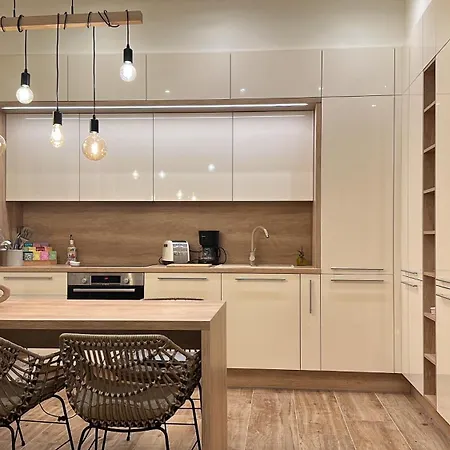 Away From Apartment- Long Term Special Rates *