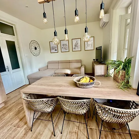 Away From Apartment- Long Term Special Rates *